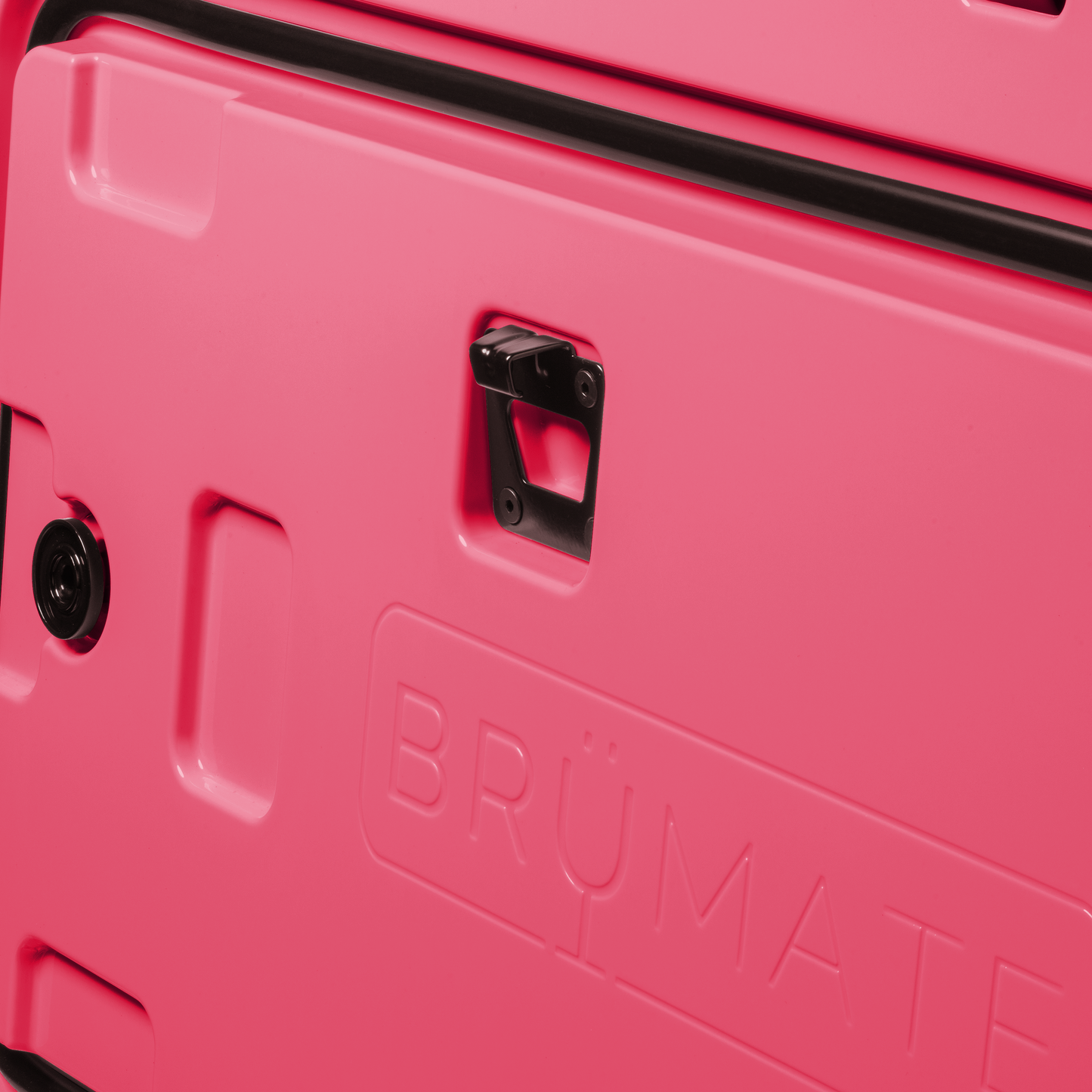 brutank-c2 brutank-55qt-neonpink-bottle-opener.png