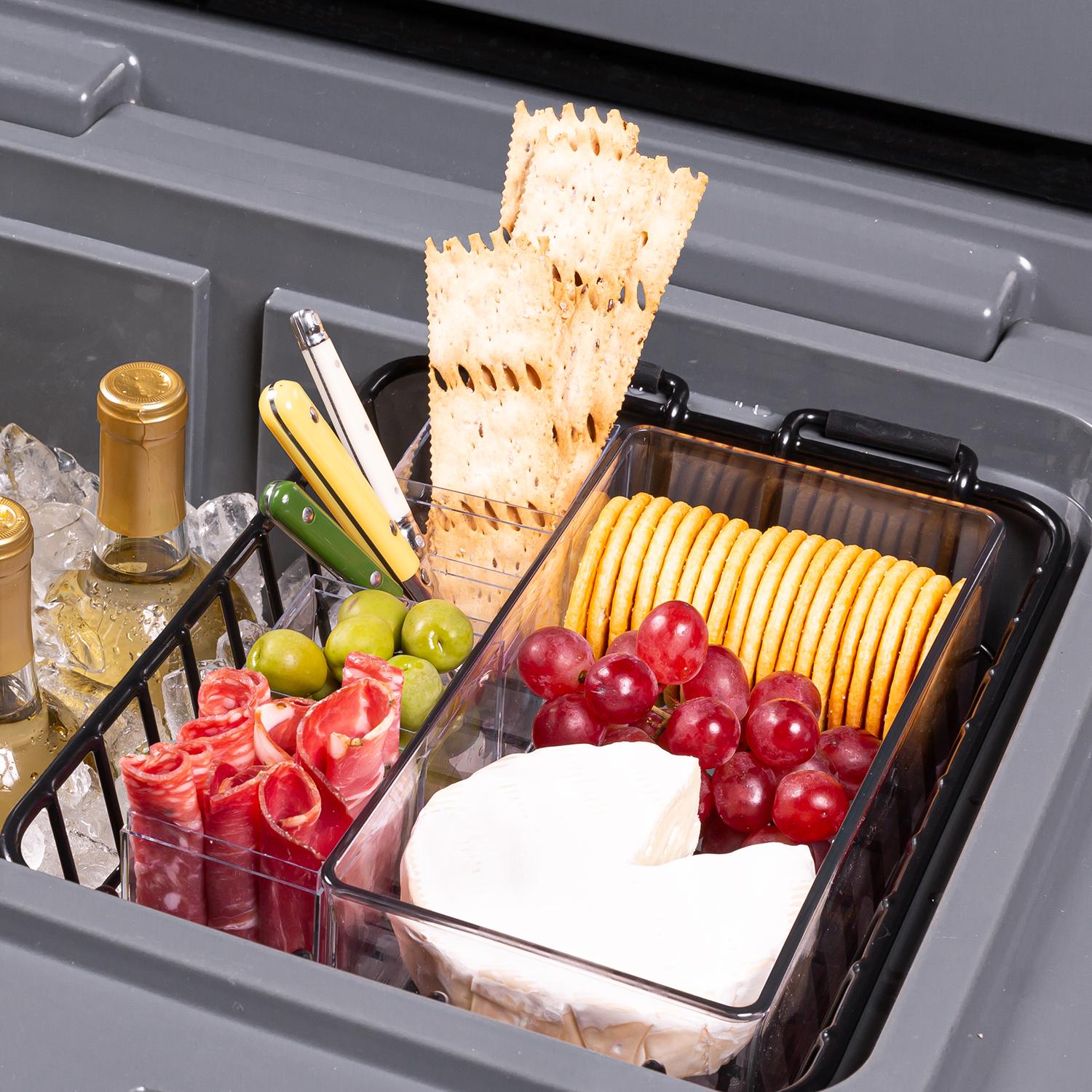brutank-35qt-55qt-dry-rack-p0 brutank-dry-rack_accessory_alt-1.png